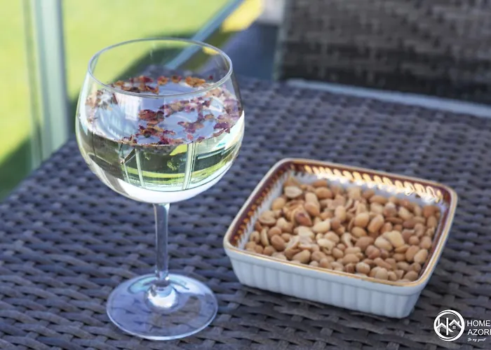 Apartment Azores - Pico Do Salomao Poolside Retreat Ponta Delgada (Sao Miguel)