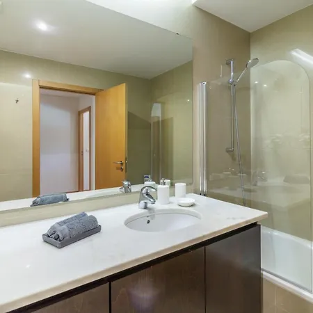 Azores - Pico Do Salomao Poolside Retreat *